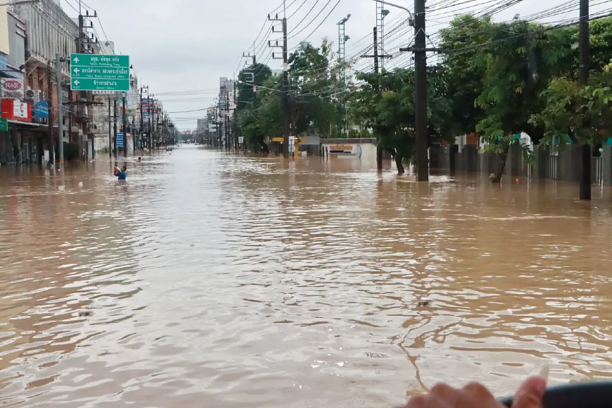 ปภ. เตือนด่วน หาดใหญ่น้ำมาเพิ่มอีก ท่วมสูงสุด 1.45 ม. ถึงพรุ่งนี้