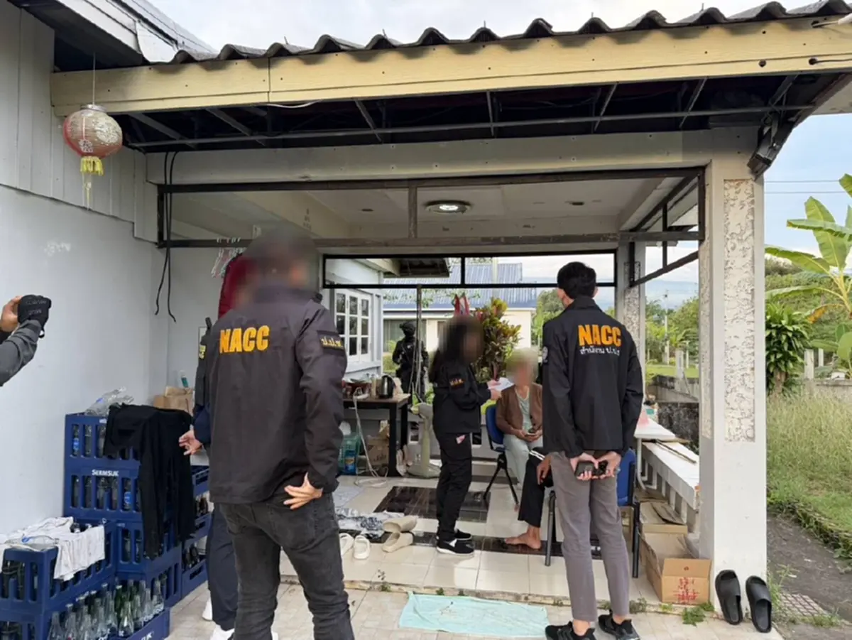 บุกจับ"นายพล"อดีตผอ.สำนักฯ ทบ. คาบ้าน จงใจไม่ยื่นบัญชีทรัพย์สิน