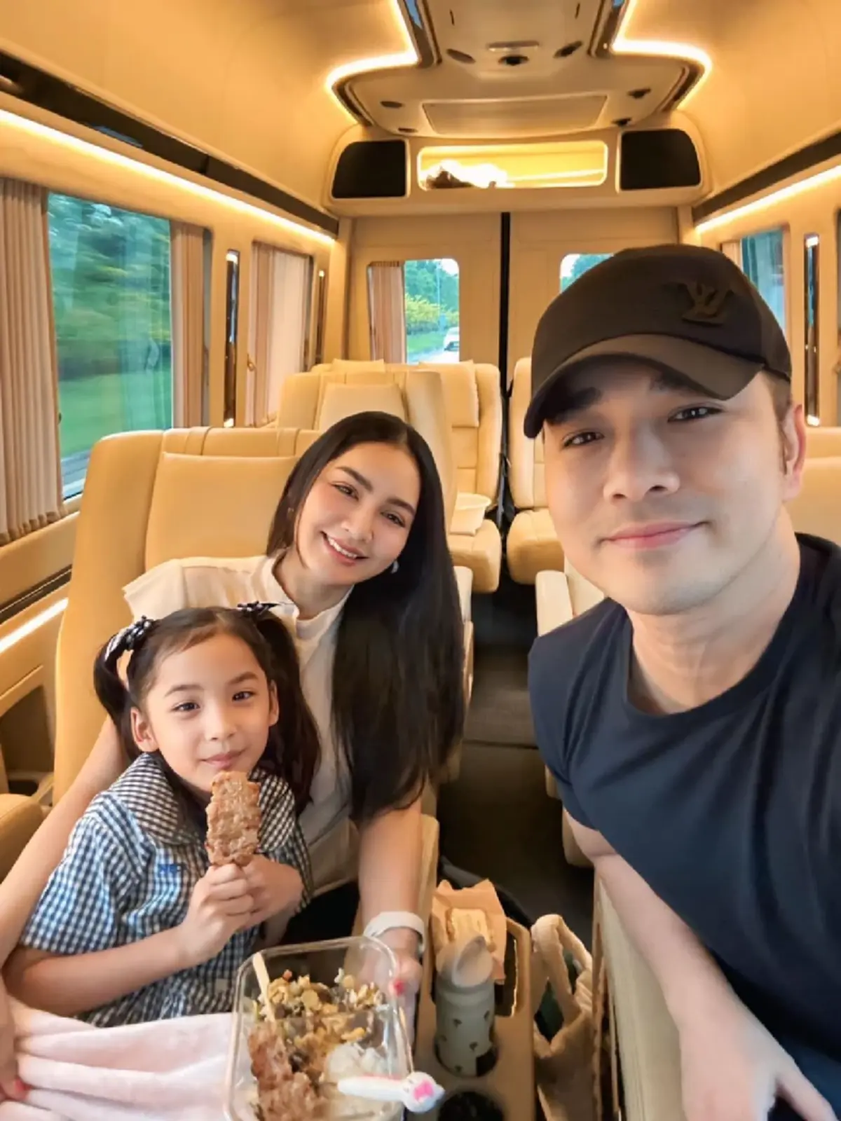  เจมส์ เรืองศักดิ์ เผยข่าวดี ภรรยาตั้งท้องลูกคนที่ 2 แล้ว ขอฉีกกฎดารา