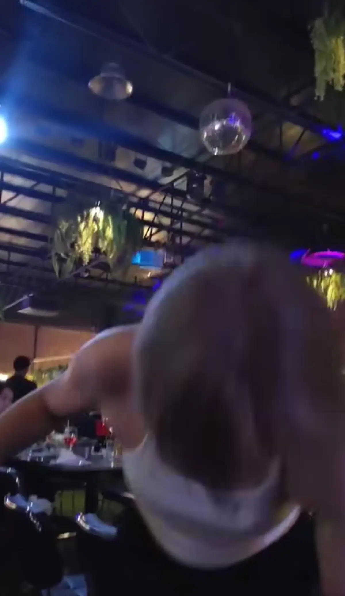 สาเหตุเสียชีวิต สาวยืนเต้นวูบล้มลงกับพื้น นาทีสุดท้ายของชีวิต