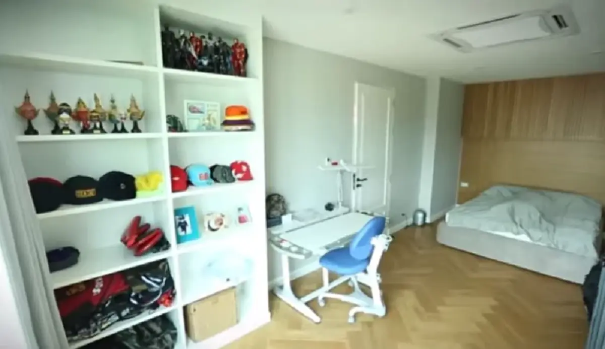 เปิดบ้าน \"นานา ไรบีนา - เวย์\" หรูหรามีสไตล์ ทำชั้นวางรองเท้าในห้องน้ำ