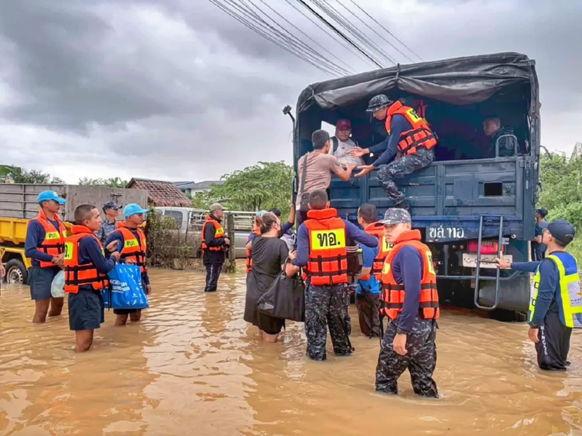 สถานการณ์น้ำสงขลายังน่าเป็นห่วง เอ่อท่วมทั้ง 16 อำเภอ