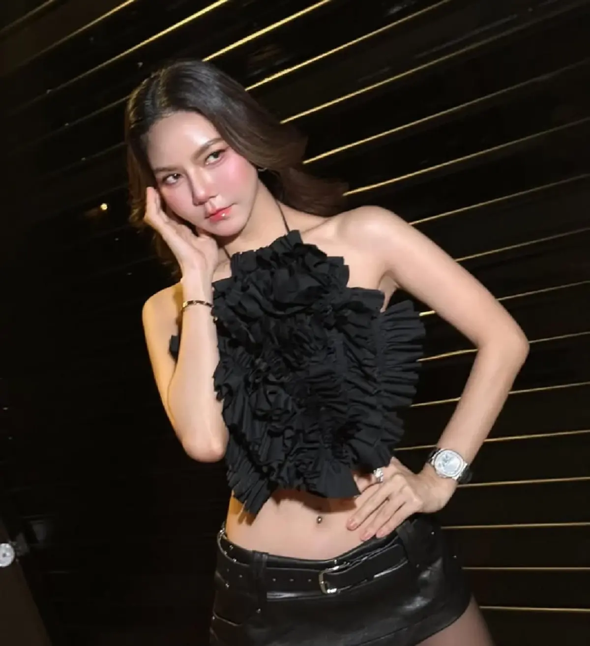 ศิลปินสายบุญ! จ๊ะ นงผณี มอบน้ำดื่ม กระจายช่วยหลายจังหวัดภาคใต้