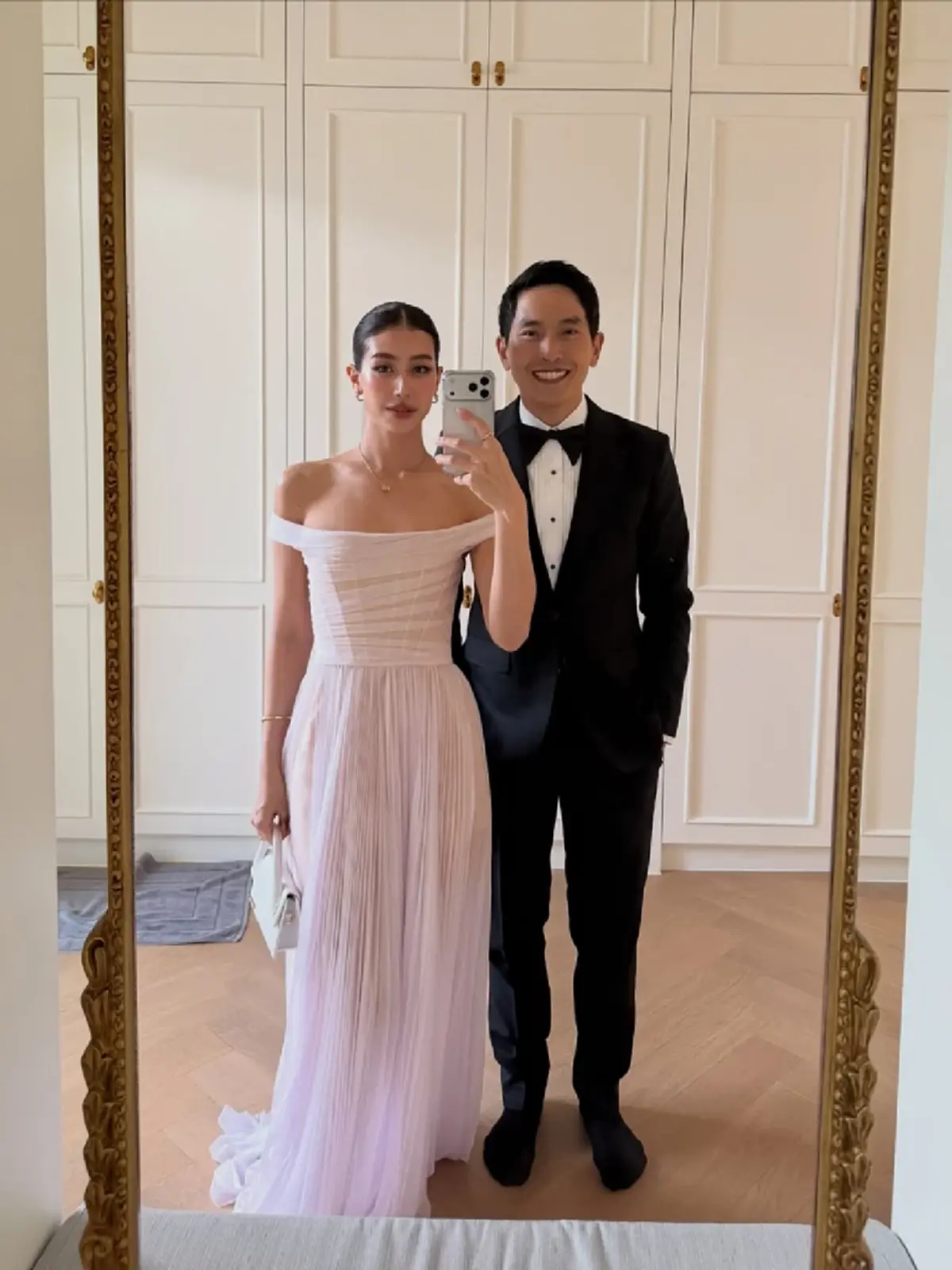 เพื่อนสนิท มิ้นต์ ชาลิดา คว้าช่อดอกไม้งานวิวาห์ ใหม่-เต๋อ