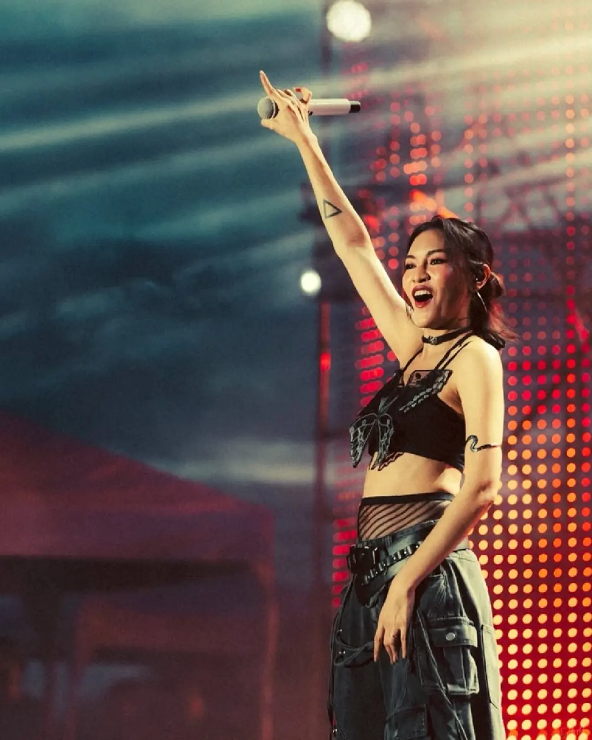 ผวาหนักที่ฮ่องกง นักร้องชื่อดัง เผยประสบการณ์หลอนต่างแดน