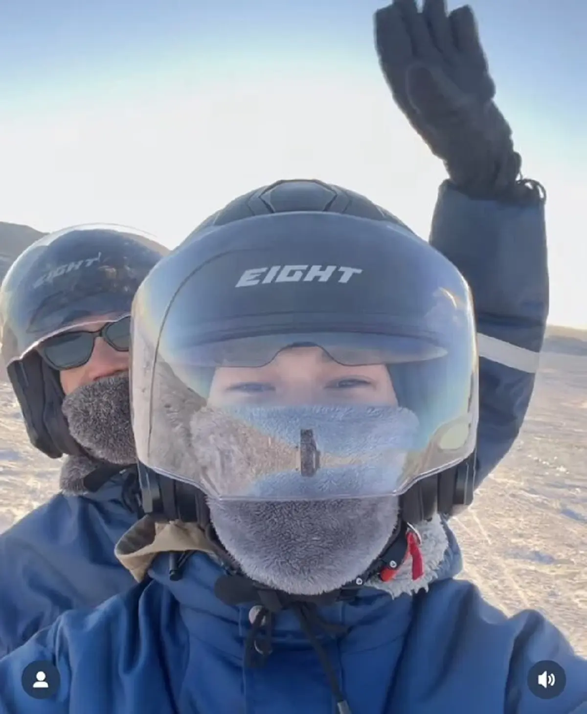 พิธีกรชื่อดัง โพสต์ภาพคู่ หนุ่มดีกรีหมอฟัน แห่แซว หิมะหวานมาก