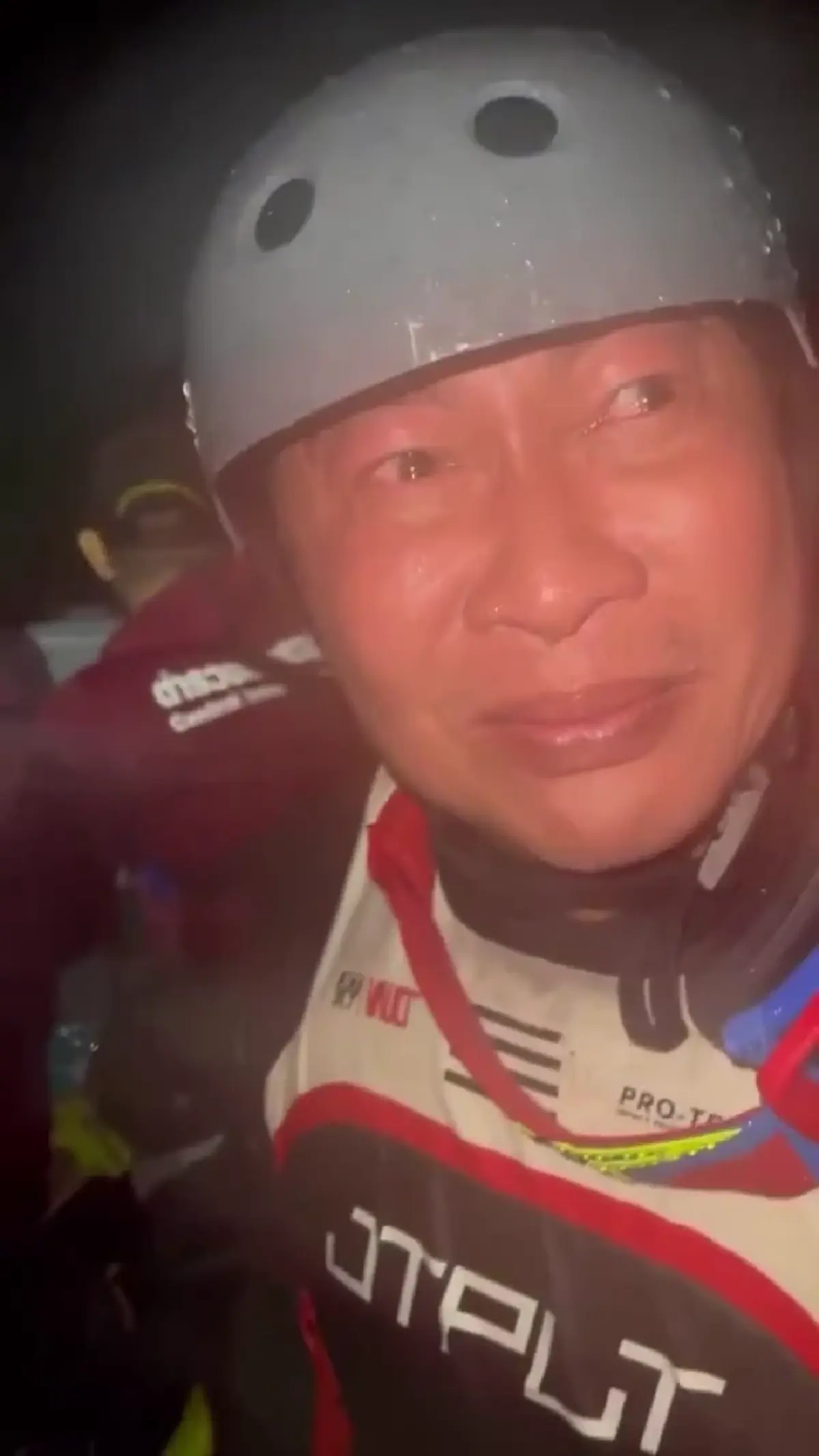 “เปิ้ล นาคร” น้ำตาคลอ! “เกินกำลังผมแล้วครับ ฝากช่วยชาวบ้านด้วย”