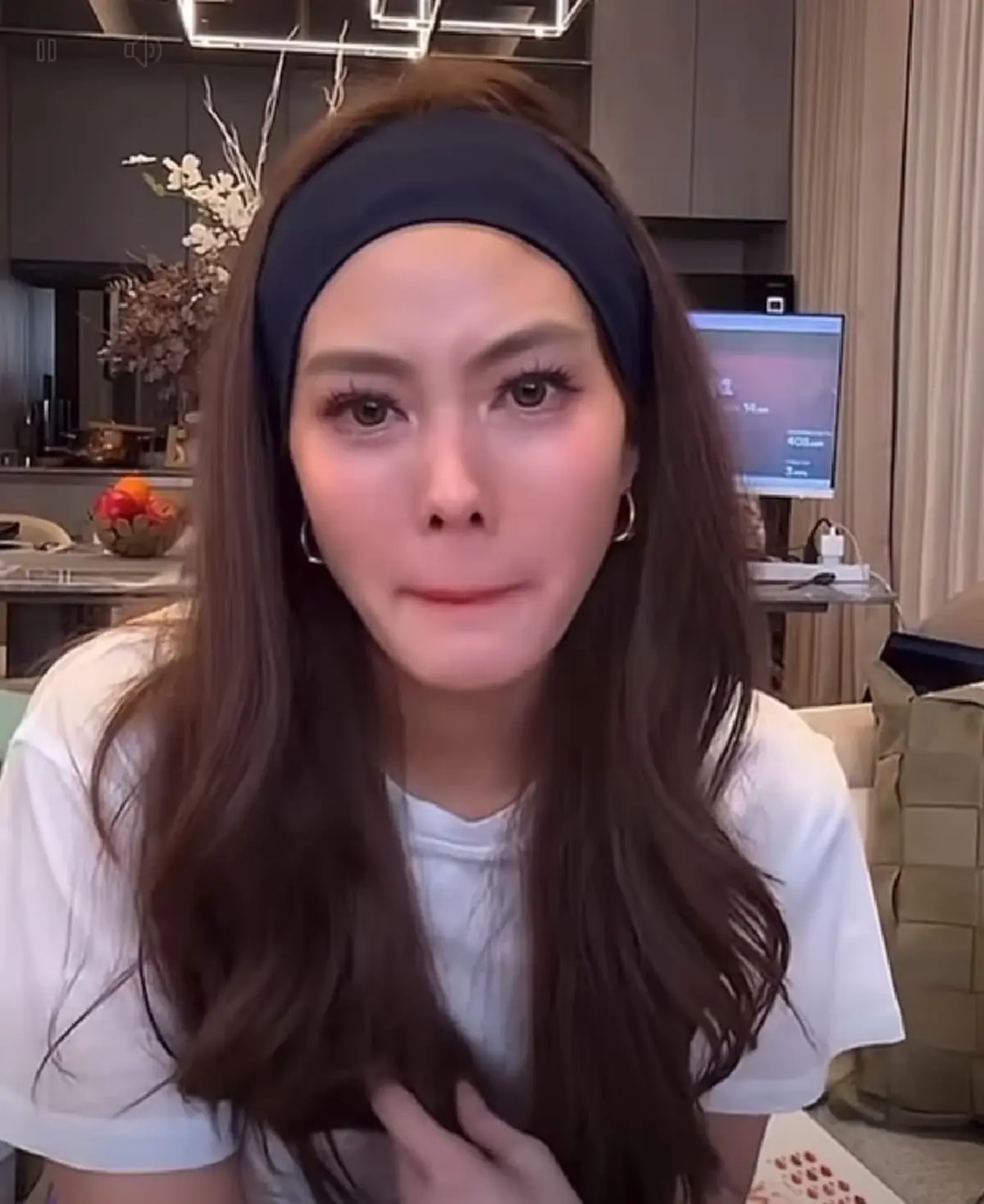 สรุปไลฟ์ "เจนี่" เปิดตรงๆ เครียดจนอวก รู้ว่าโดนล้มทั้งยืน