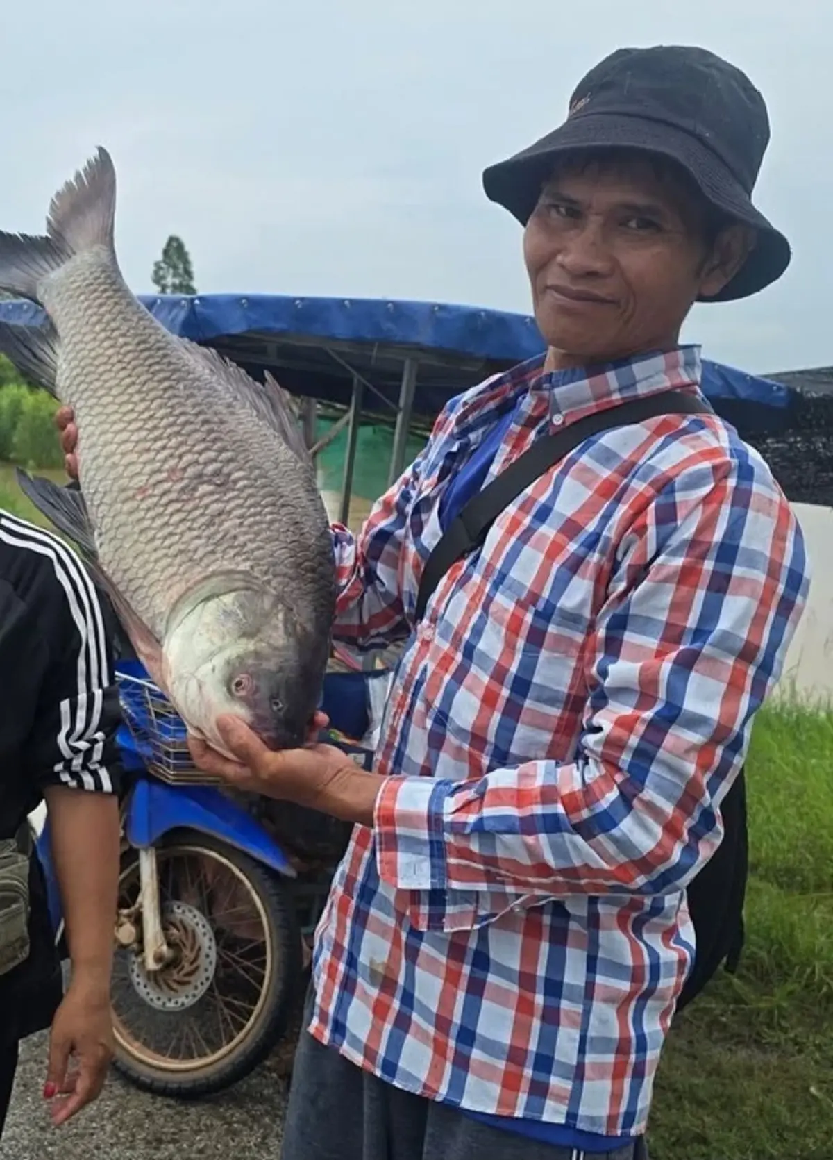 เกิดอะไรขึ้น "เซฟ กระทะฮ้าง" โพสส์อำลา หลังเจอมรสุมรุมเร้า