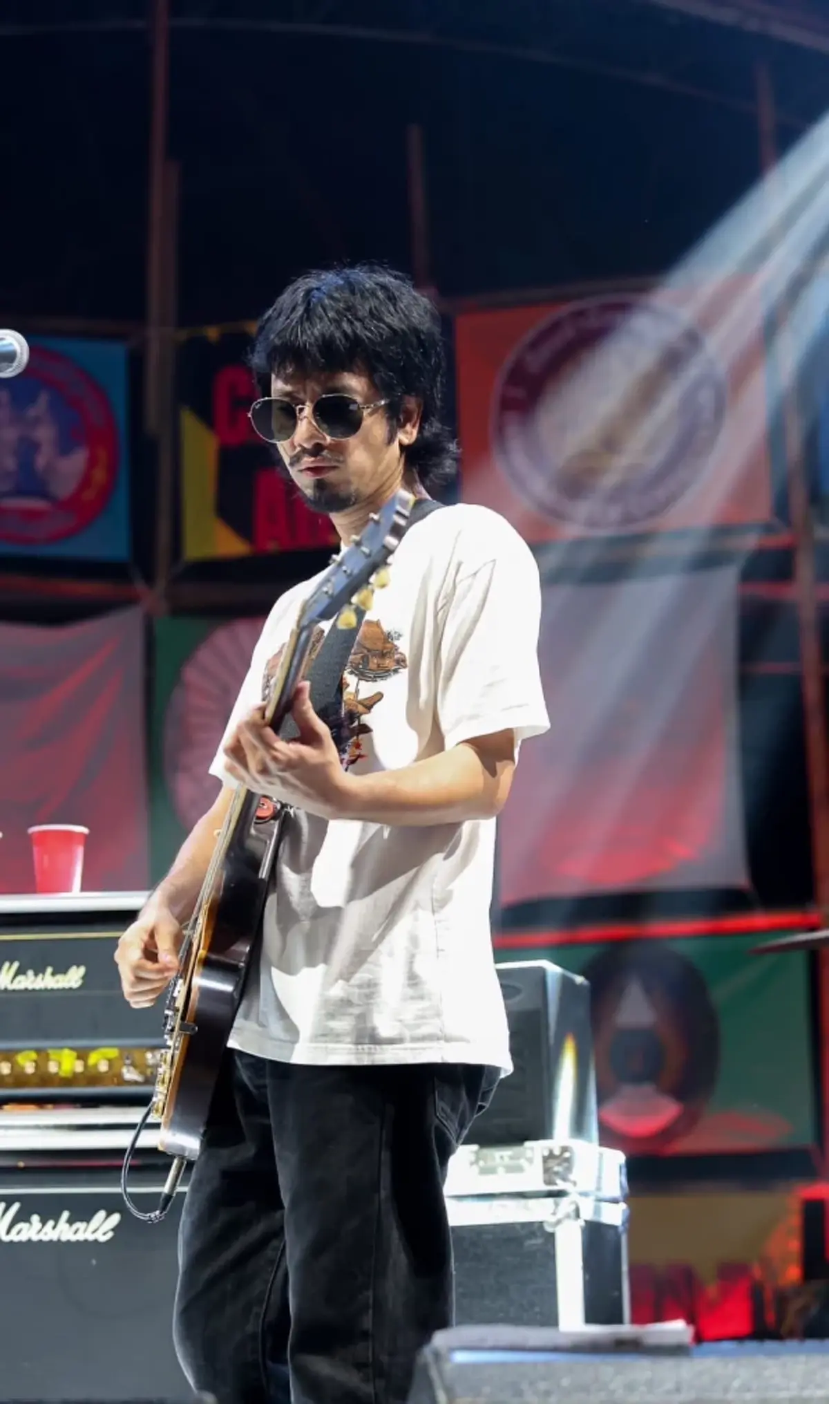 แฟนๆยินดีด้วย “แหลม สมพล” รับปริญญาสาขาดนตรีสากล ในวัย 40