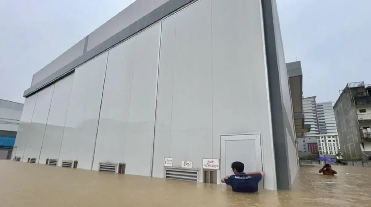 หาดใหญ่วิกฤติ น้ำท่วมสูง–PEA ตัดไฟบางพื้นที่ เช็กพิกัด