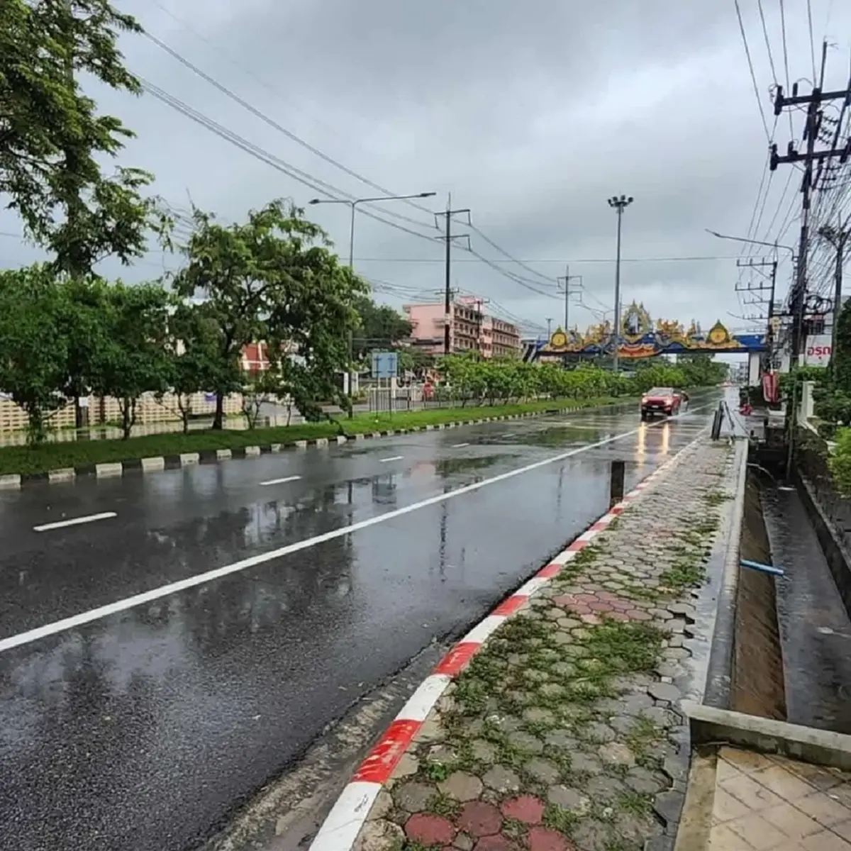 หาดใหญ่ยังมีที่พัก! ยุ้ย จีรนันท์ ประกาศช่วยผู้ประสบภัย