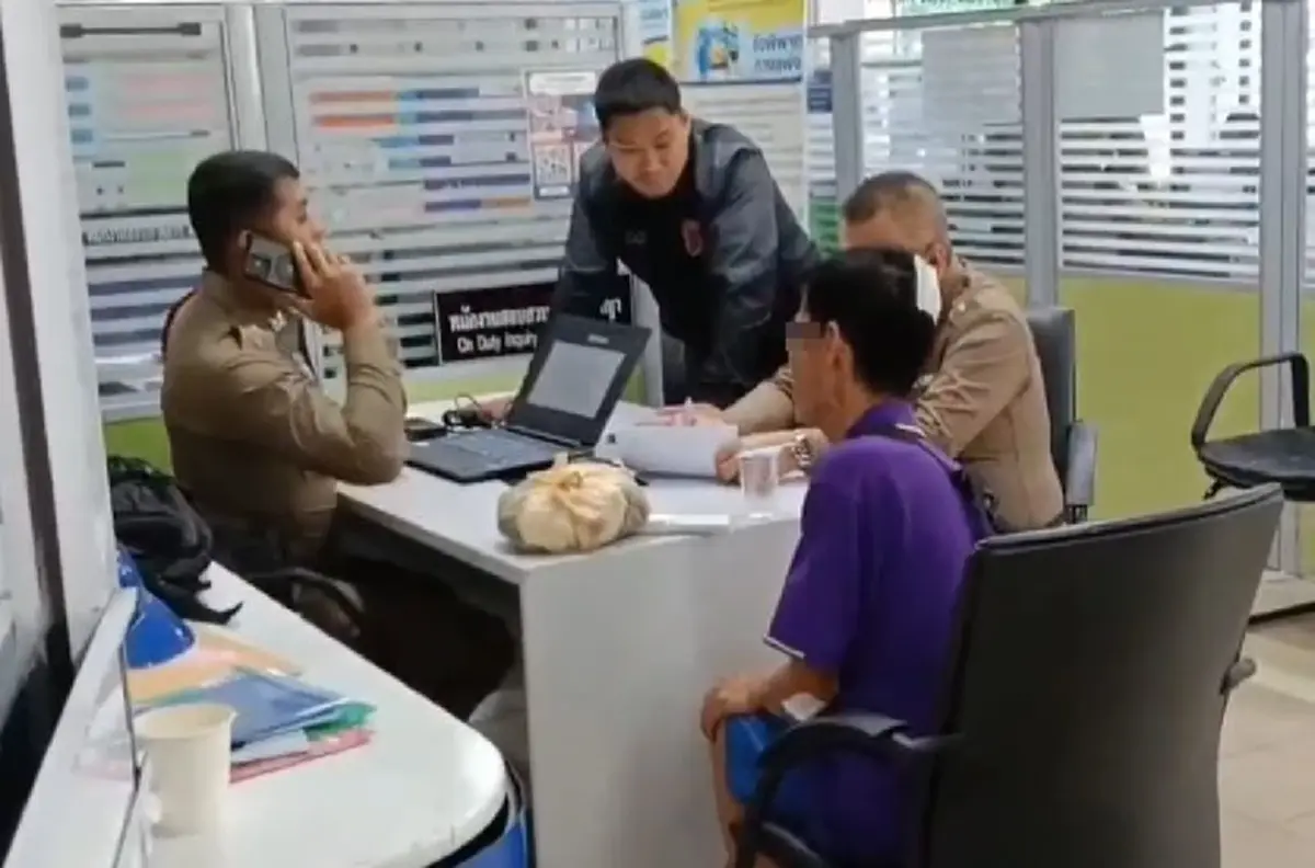 พ่อค้าผลไม้เล่าอีกมุม ทำลุงแท็กซี่ เหมือนหนังคนละม้วน