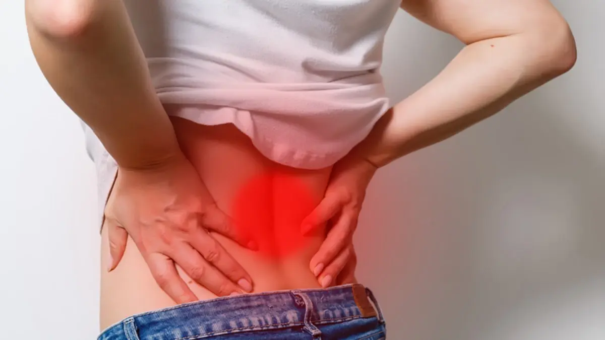 ชีวิตสบายขึ้น! 4 วิธีลดอาการปวดหลังเรื้อรังแบบธรรมชาติ