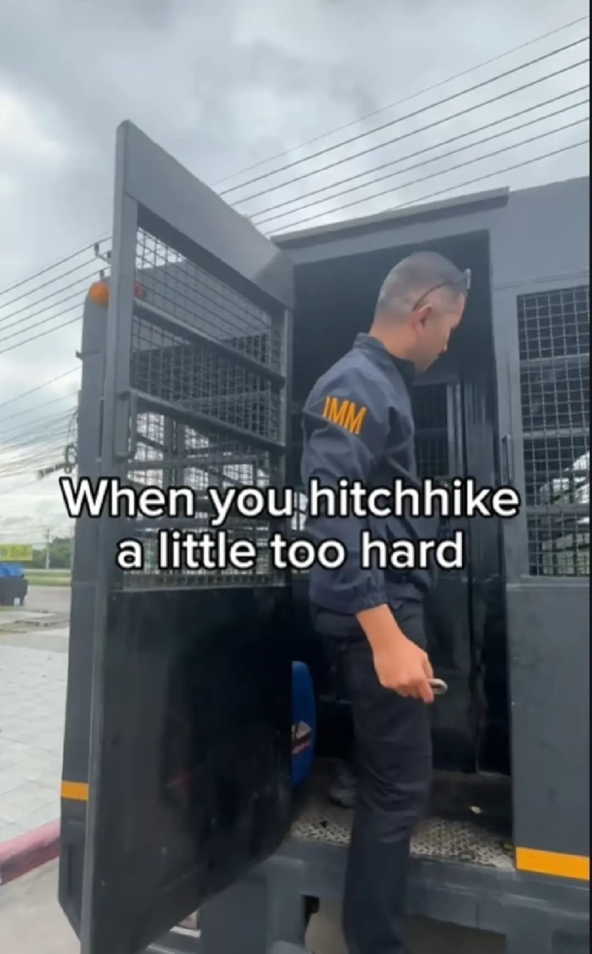 โบกรถผิดชีวิตเปลี่ยน ฝรั่งมาเที่ยวไทย เจอบริการสุดVIP ล็อค2ชั้น