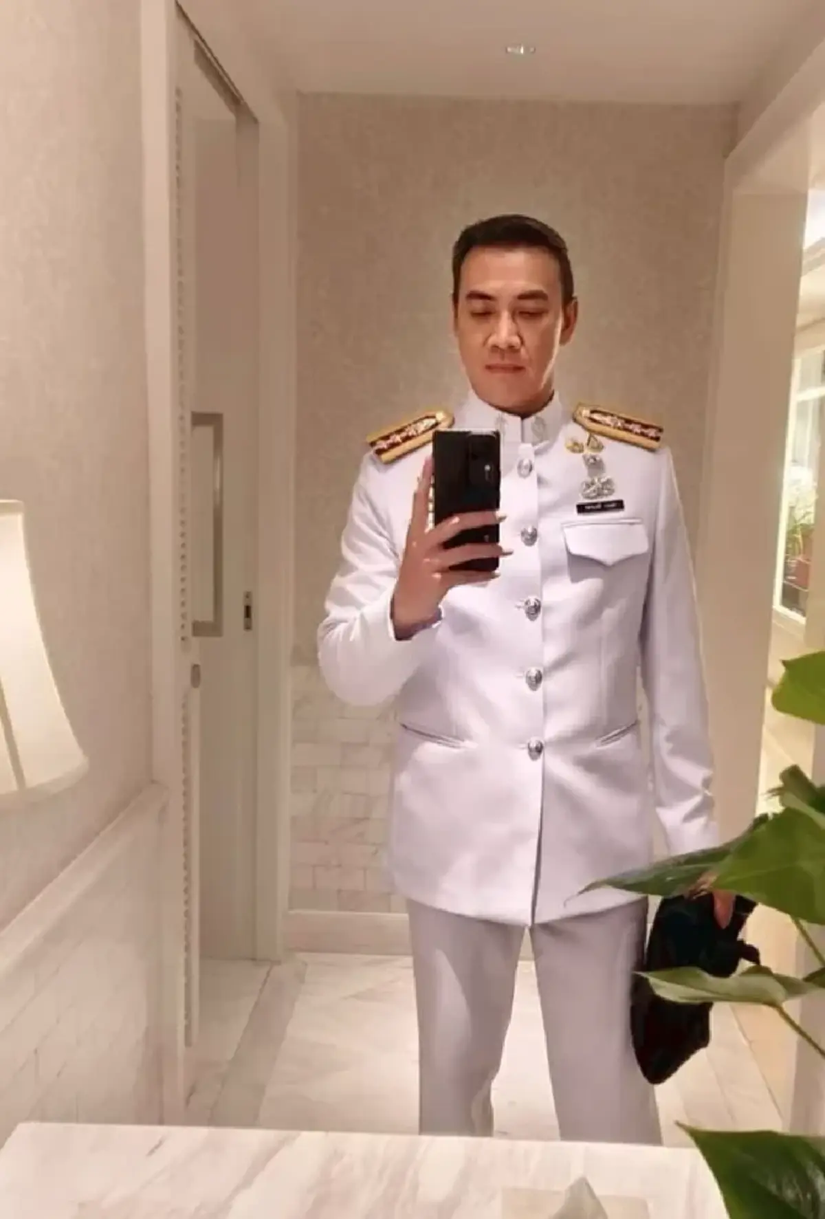 "หมวดอ๋อ" เตรียมวิวาห์หวาน เผยโฉมหน้าเจ้าสาว หลังรักยาวนาน 10 ปี