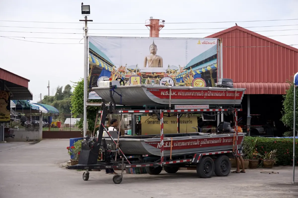 วัดกลางบางพระส่งทีมตอบโต้ภัยพิบัติ นครปฐมช่วยน้ำท่วมหาดใหญ่