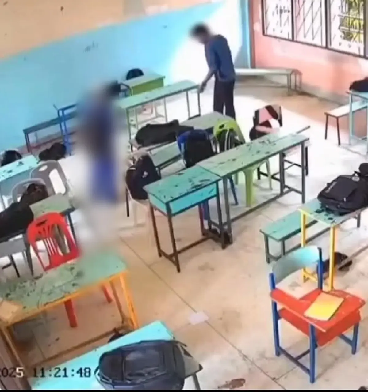 พี่ชาย เผยชนวนเหตุแท้จริง บุกตื้บเพื่อนร่วมห้องน้องชาย วัย 14 ปี