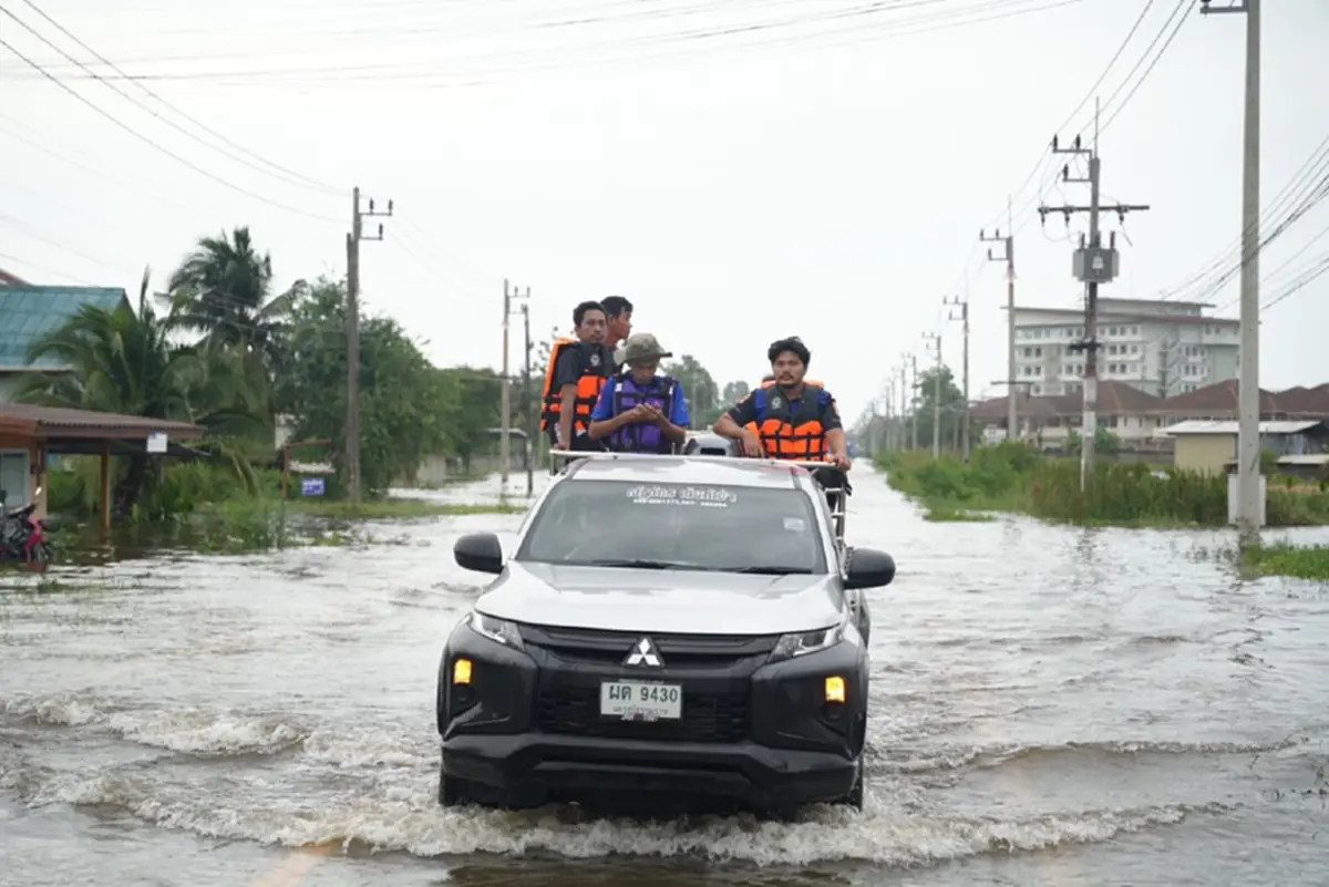 น้ำท่วมหาดใหญ่พรรคประชาชนทำอะไร สส.ลิซ่า โพสต์ตอบให้อ่านชัด ๆ