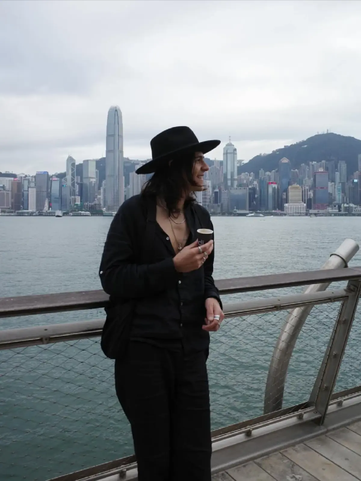 เปิดภาพหวาน เต้ย จรินทร์พร ลงรูปคู่หนุ่มข้างกาย ดีกรีไม่ธรรมดา