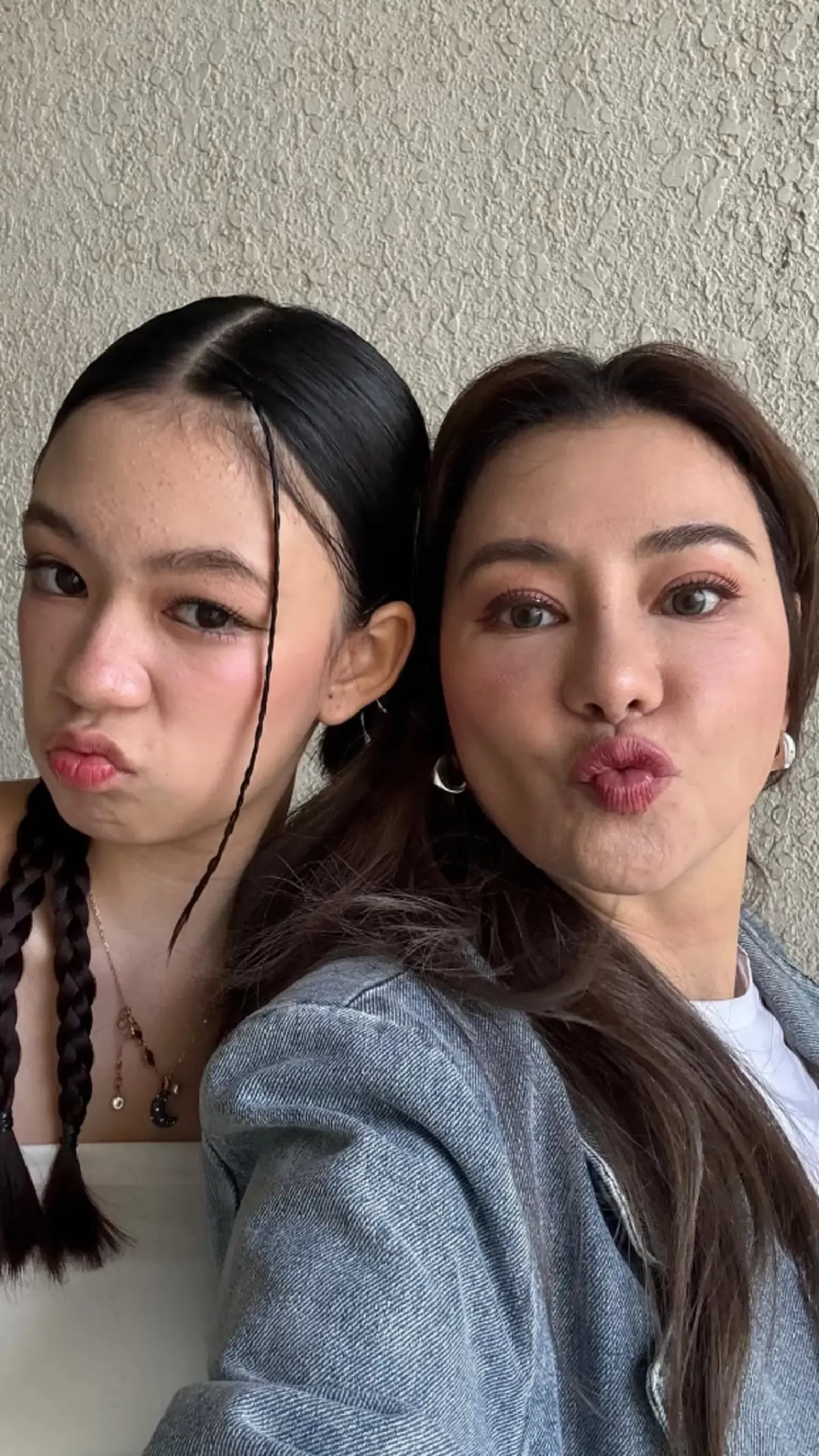 ลูกโอ๋ ภัคจีรา โชว์ตีกลอง ร้องเพลง ฉายแววศิลปินเต็มตัว