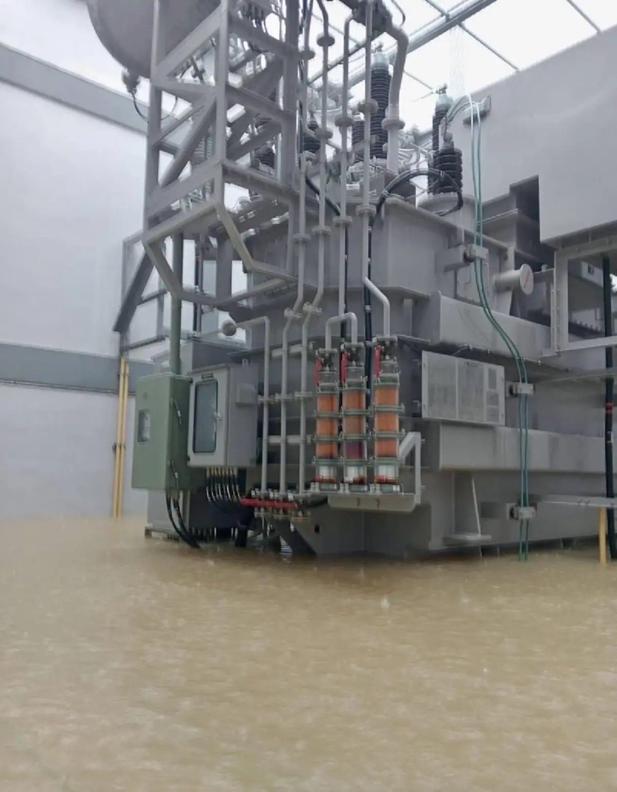 หาดใหญ่วิกฤติ น้ำท่วมสูง–PEA ตัดไฟบางพื้นที่ เช็กพิกัด