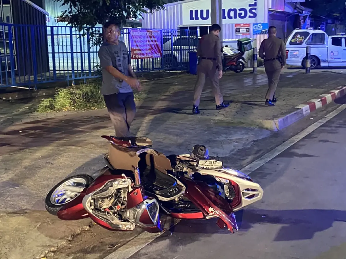 แม่ร่ำไห้ หนุ่ม 17 บิดจยย.ล้มคว่ำดับ หลังประลองความเร็วกับเพื่อน