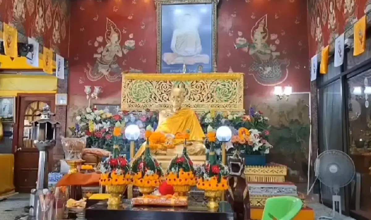 แตกฮือ งานกฐินวัดหลวงพ่อโอภาสีวุ่น รักษาการฯ ประกาศตั้งตนเป็นเจ้าอาวาส