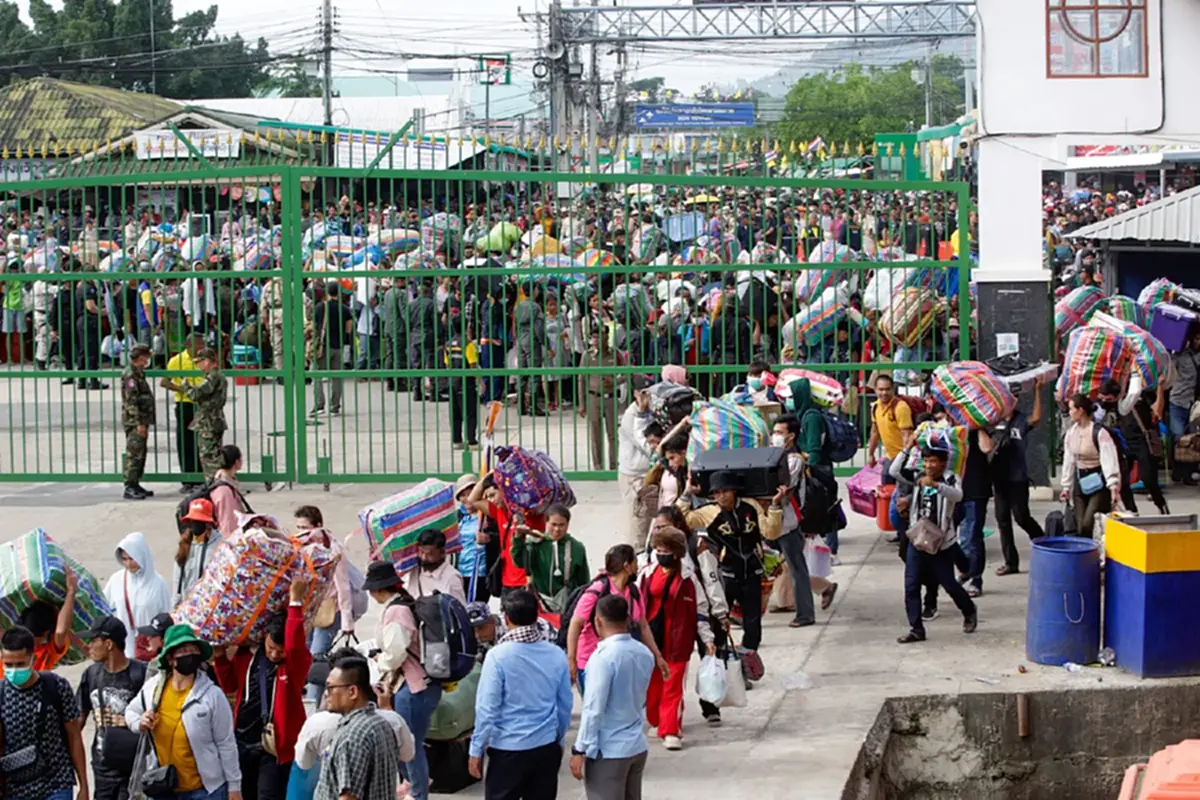 คนงานกัมพูชาบอกเพื่อน “อย่าเพิ่งไปมาเลย์ ไทยดูแลดีกว่าเยอะ”
