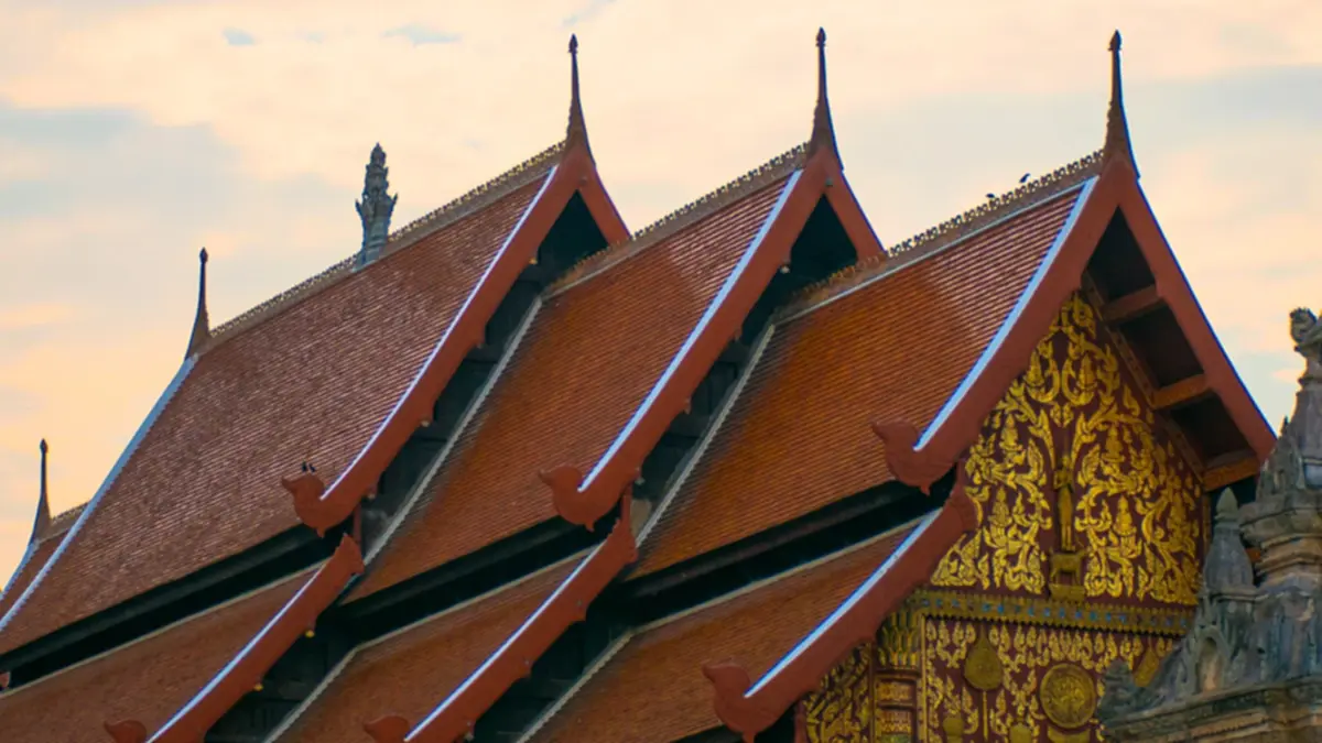 วัดไทยทำฝรั่งงง! เล่าประสบการณ์เข้าวัดในกรุงเทพฯครั้งแรก