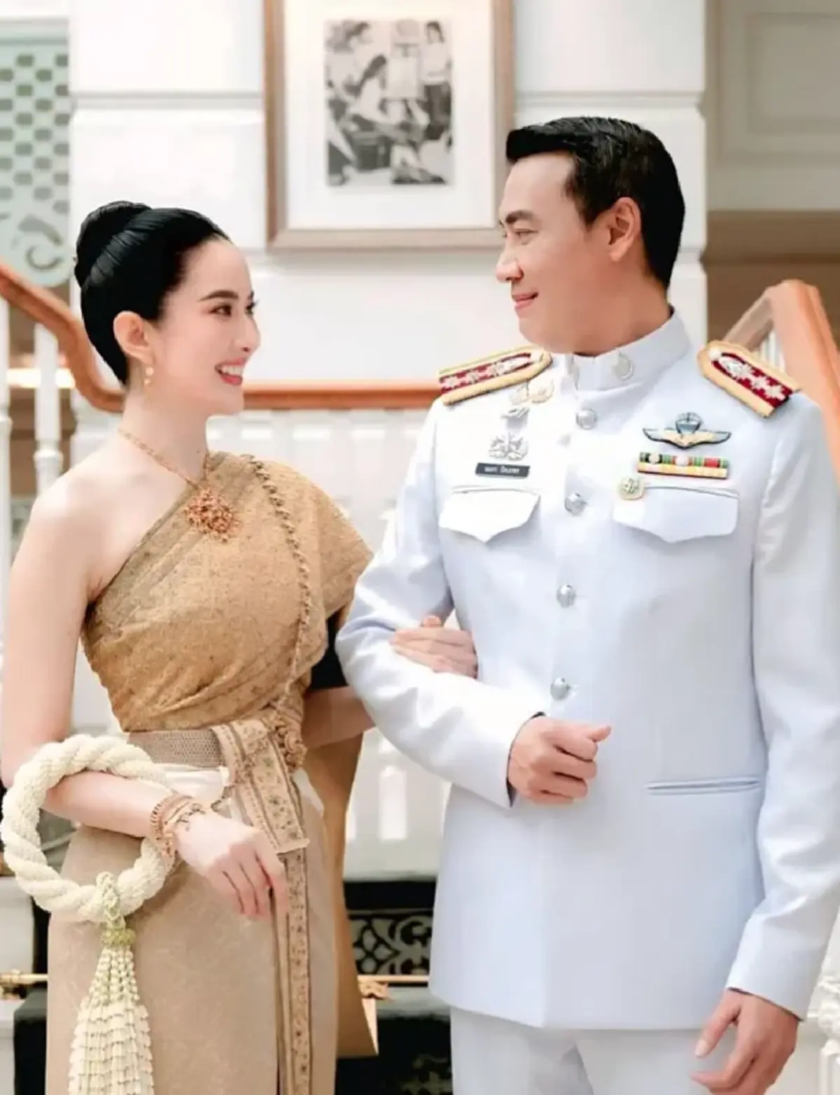 "หมวดอ๋อ" เตรียมวิวาห์หวาน เผยโฉมหน้าเจ้าสาว หลังรักยาวนาน 10 ปี