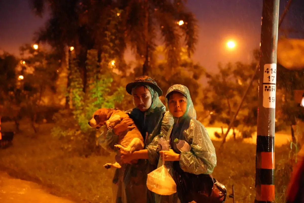 พรรคประชาชน ขอโพสต์ตรง ๆ ถึง รัฐบาล เรื่อง น้ำท่วมใต้ ล่าสุด 