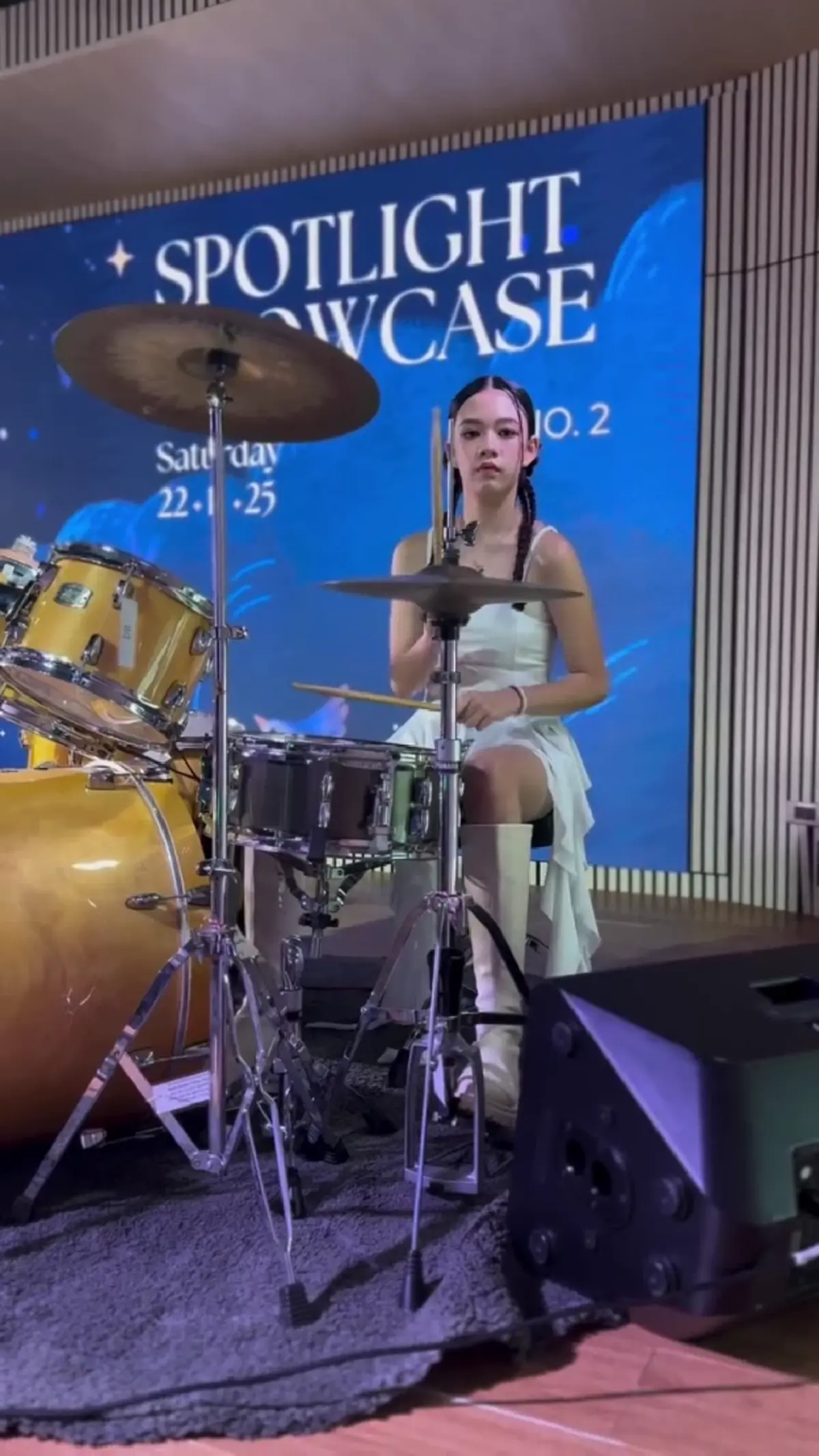 ลูกโอ๋ ภัคจีรา โชว์ตีกลอง ร้องเพลง ฉายแววศิลปินเต็มตัว