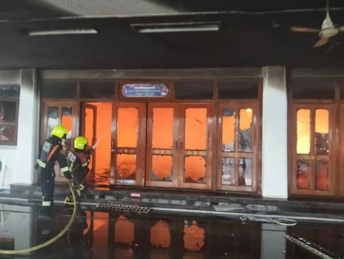 เกิดเหตุไฟไหม้ "วัดพิชยญาติการามวรวิหาร" เขตคลองสาน!