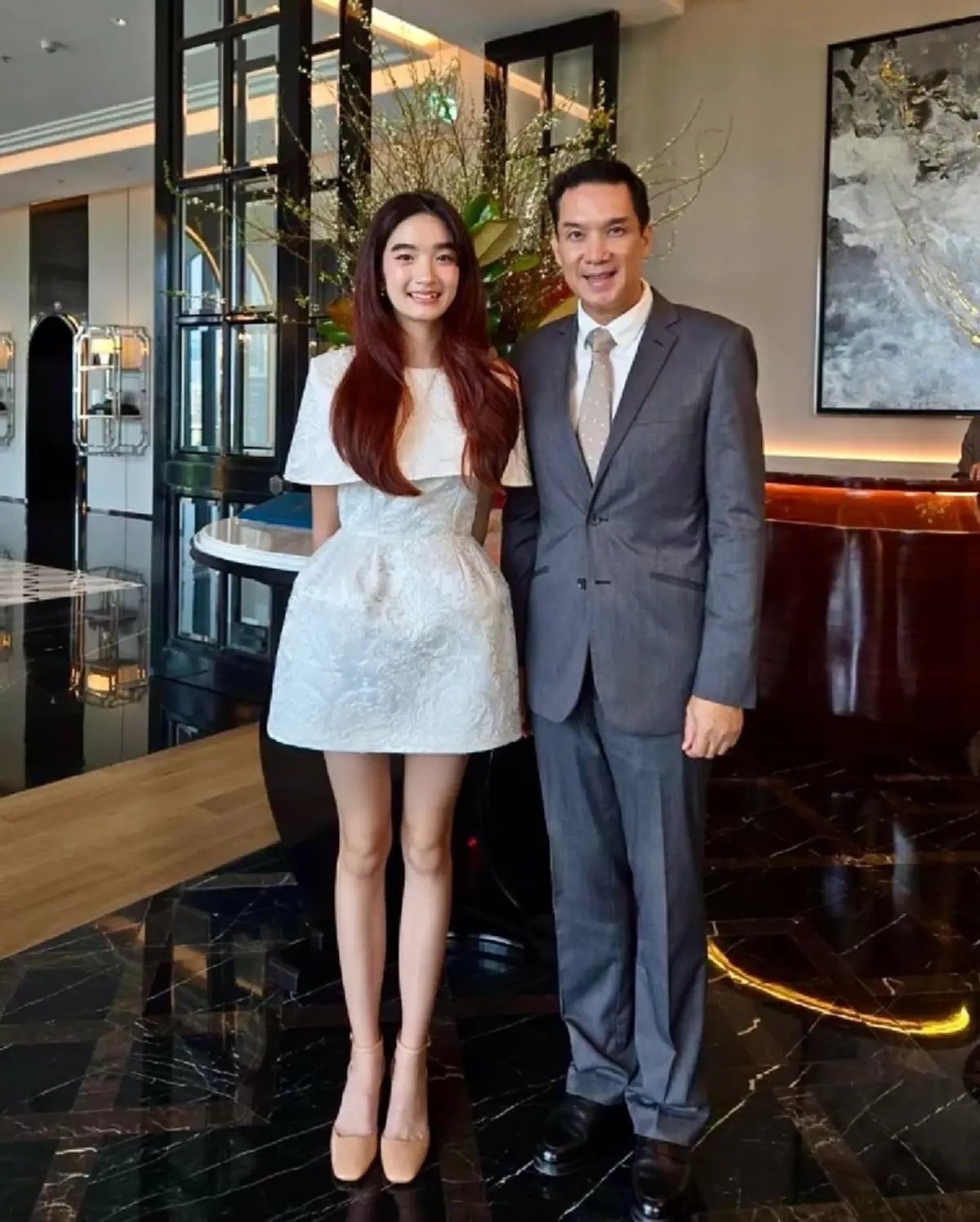 เหมือนแม่เป๊ะ! “น้องณดา” สวมชุดไทยสวยละมุน วันลอยกระทง  