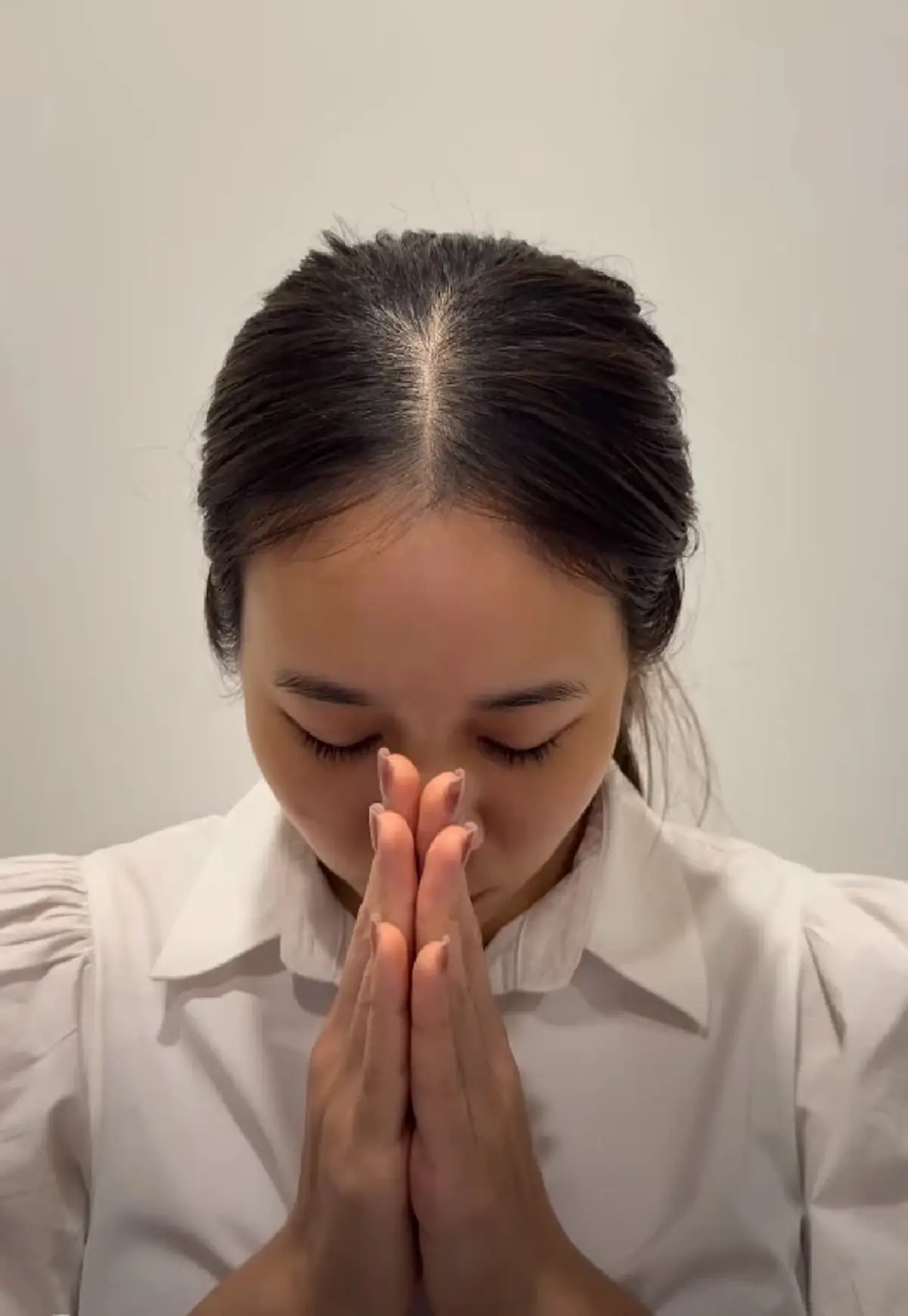 หมอมุกกินเค้ก อัดคลิปไหว้ขอโทษ ยันไม่มีเจตนาทำให้ใครเสียหาย