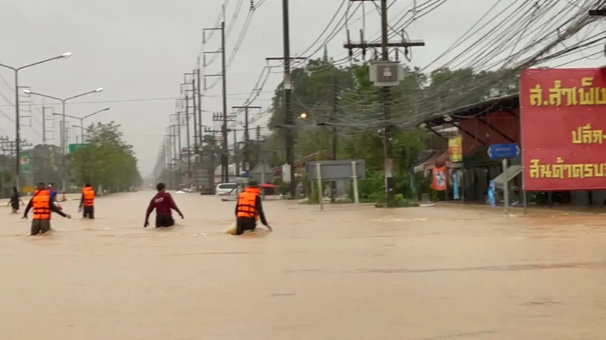 สถานการณ์น้ำสงขลายังน่าเป็นห่วง เอ่อท่วมทั้ง 16 อำเภอ