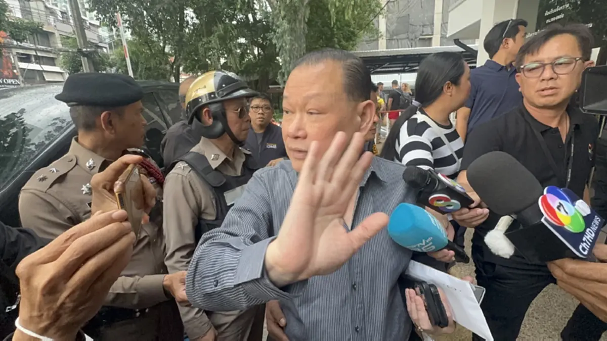 คืนนี้ สันธนะ นอนคุก ตำรวจยันไม่มีกลั่นแกล้ง ฝากขังพรุ่งนี้