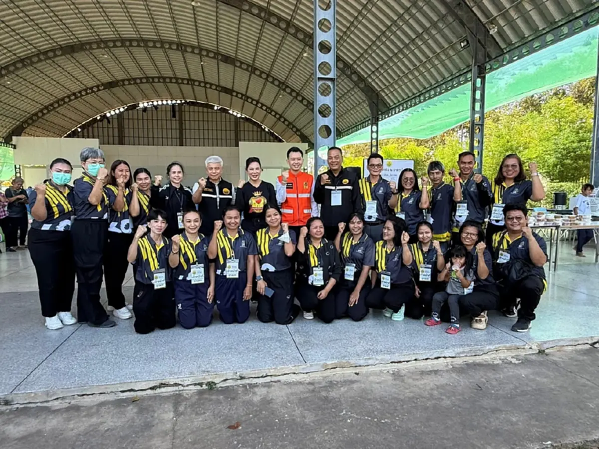 “บุ๋ม ปนัดดา” ลงพื้นที่ชายแดน มอบเงิน ถุงยังชีพ ช่วยเหลือผู้อพยพ