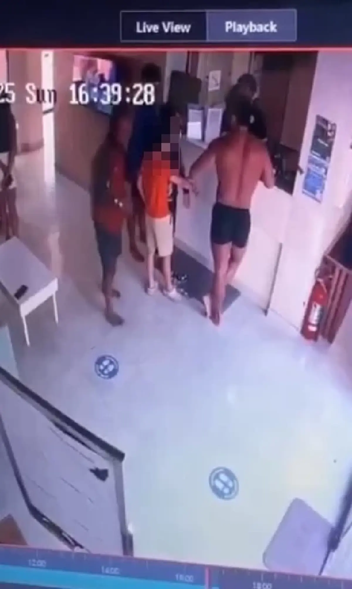 แม่ร้องสื่อ ลูกวัย 9 ขวบ ถูก อินฟลูฯเพาะกายวัย31ปี ทำร้าย