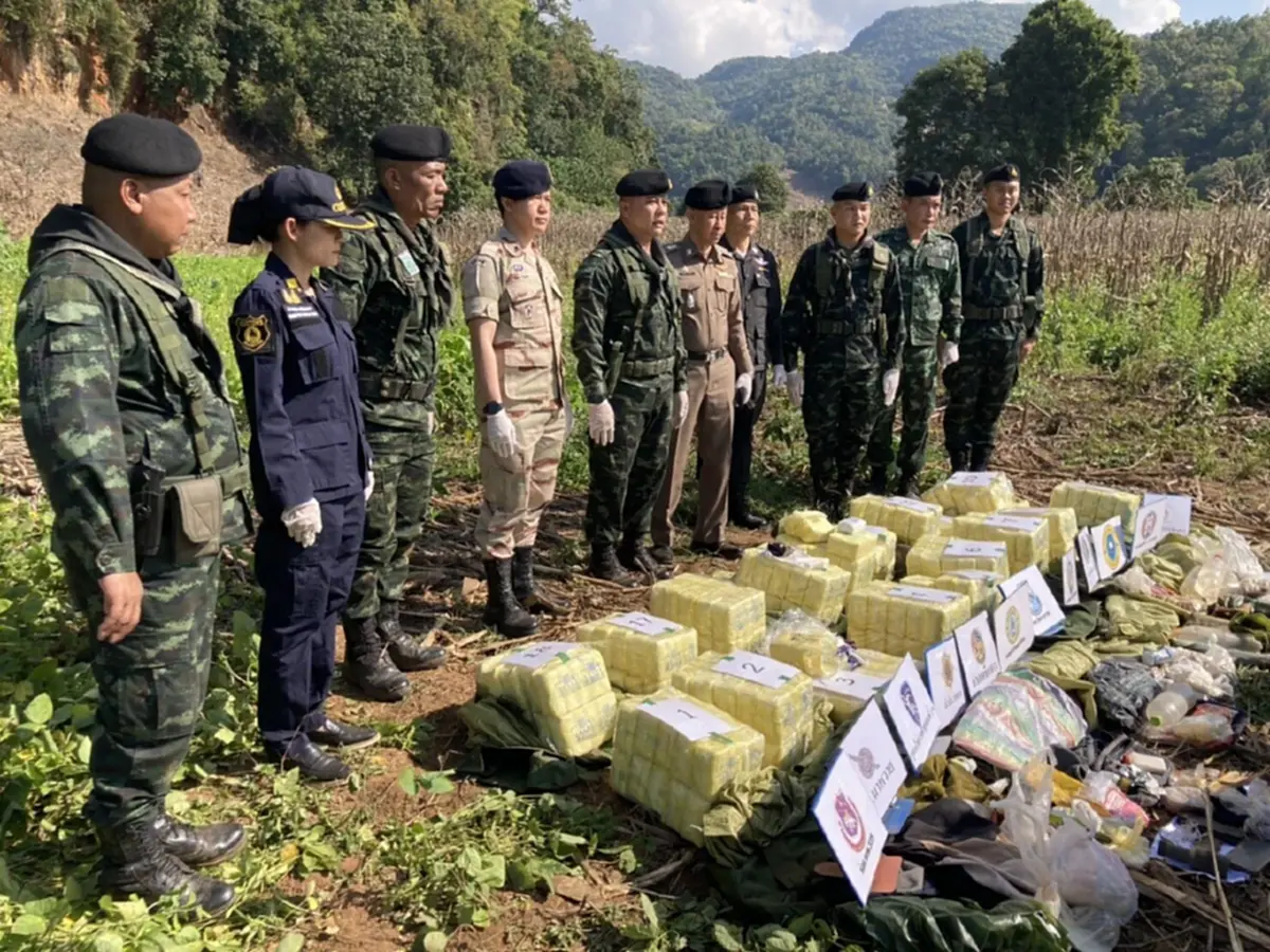 กองกำลังผาเมือง ปะทะเดือดชายแดนเชียงดาว สกัดขบวนขนยาเสพติด