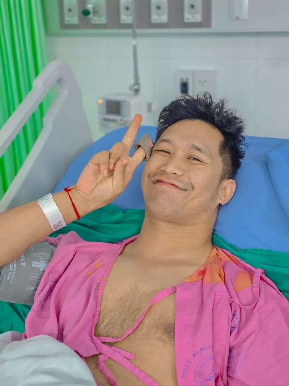 คารวะ ผู้หมู่เอสโซ่ โพสต์หลังบาดเจ็บในภารกิจ ยอมหัวใจนักสู้