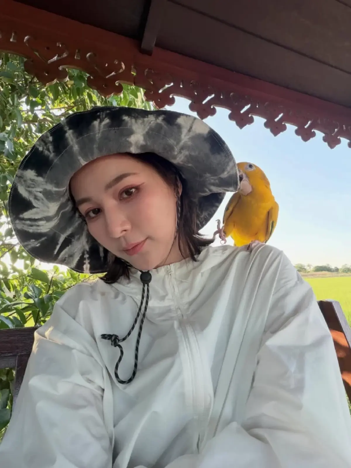 “จันจิ” ฝึกลูกรักบินอิสระ หลังเคยช็อก น้องนกบินหนีออกจากบ้าน