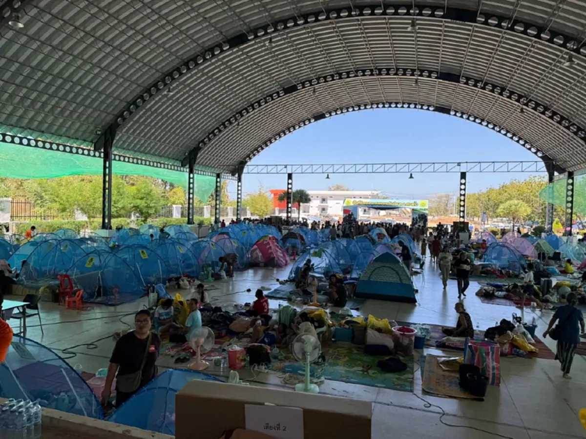 “บุ๋ม ปนัดดา” ลงพื้นที่ชายแดน มอบเงิน ถุงยังชีพ ช่วยเหลือผู้อพยพ