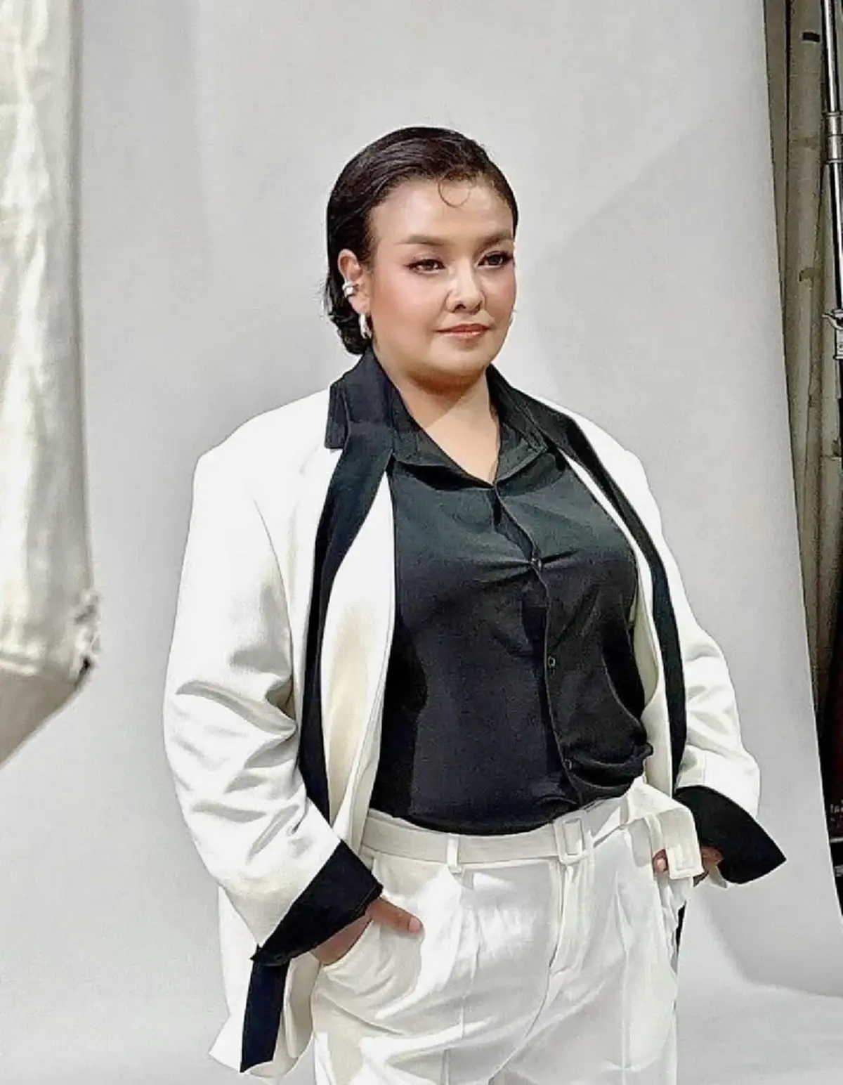 แฟนเพลงเสียดาย ยุ้ย ญาติเยอะ ประกาศแขวนไมค์ ไม่รับงานร้องเพลง