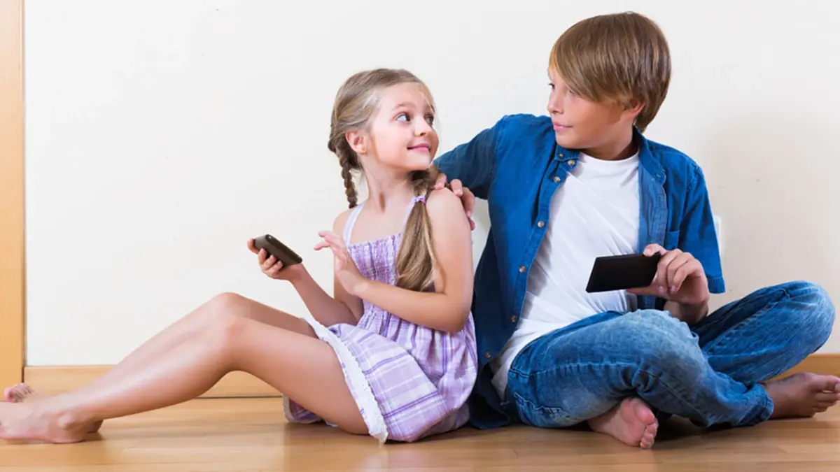  งานวิจัยเตือน! เด็กมีสมาร์ทโฟนก่อน 12 ปี เสี่ยงซึมเศร้า  