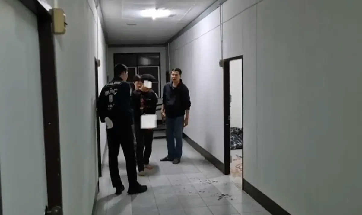 เศร้าท้ายปี หนุ่มตากทำแฟนสาวดับสลดคาห้องพัก ย่านดุสิต