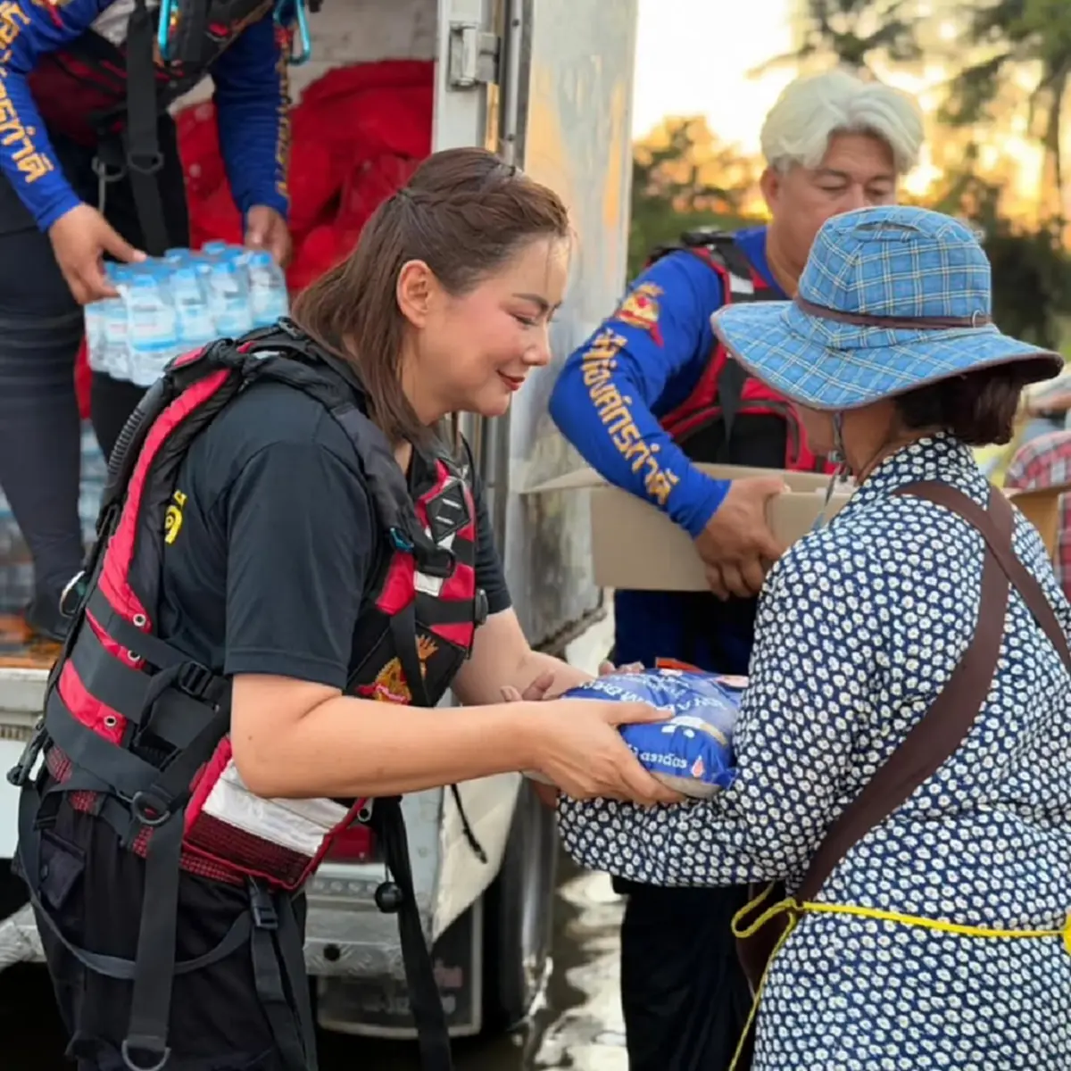 ให้ครั้งใหญ่  บุ๋มปนัดดา  มอบมูลนิธิทั้งชีวิต เป็นสาธารณประโยชน์