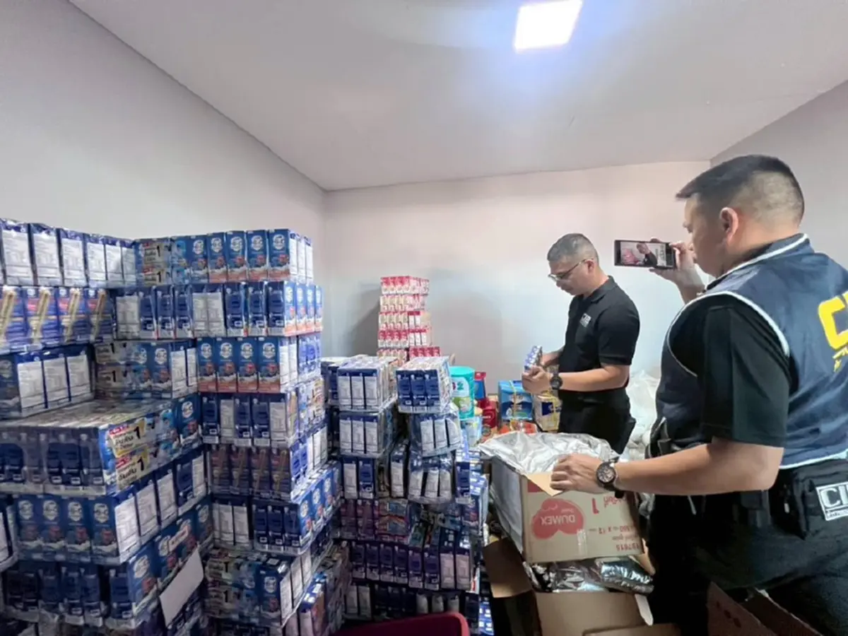 ซื้อนมกล่องออนไลน์เจอกลิ่นแปลก บุกโกดัง โป๊ะแตกคาหนังคาเขา