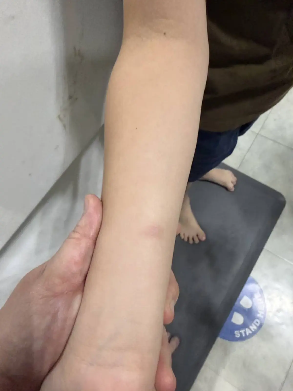 แม่เดือด อินฟลูฯดัง 4 แสนฟอล ทำร้ายลูกชาย 9 ขวบ รู้สาเหตุรับไม่ได้